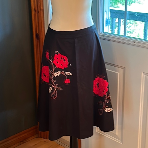 Tristan Dresses & Skirts - Tristan Floral Embroidered Skirt